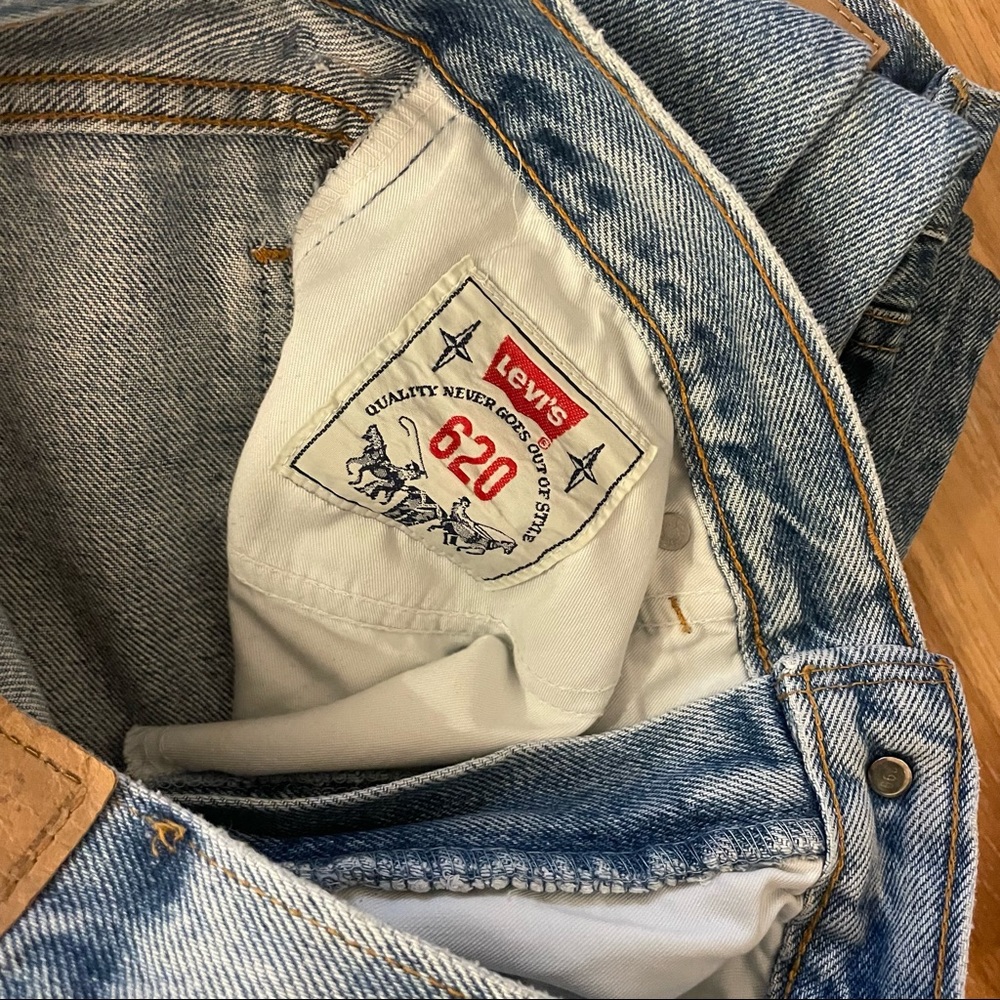 Levi's Light Blue High-Rise Straight Jeans - Picture 6 of 6